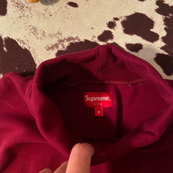 Supreme long sleeve turtleneck with logo on collar. Solid burgundy. - Picture 2 of 3